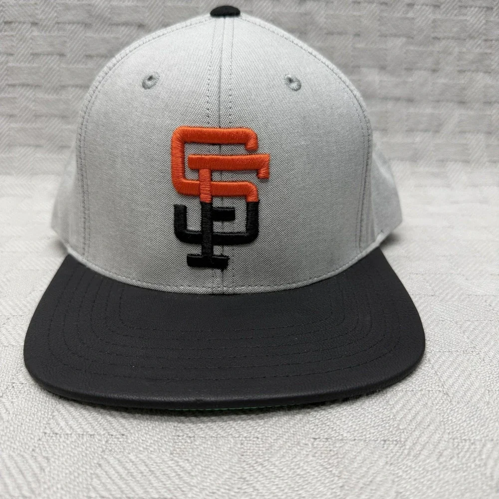 San Francisco Giants Hat Cap Strap Back Mens One Size Gray‎ MLB American Needle